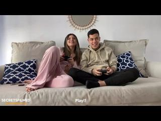 My stepsister and I betted a blowjob playing video games