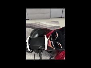 Quieres que sea tu gatita y te coma las orejitas? Ve a ver mi nuevo video.