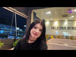 Распутную девушку-гота трахнули в туалете Mc.