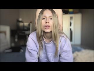 Cutie Shows Her Body And Helps Her Boyfriend Cum After Passionate Sex.