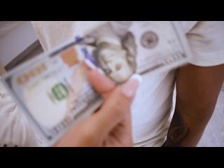 Stranger in the street offers me MONEY to FLASH HIM, SUCK HIM, EAT ME and FUCK ME - Cum in mouth