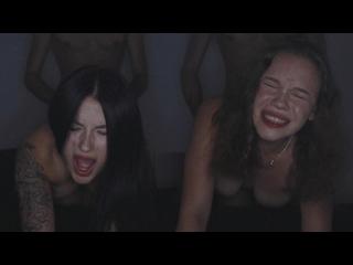 Студентки колледжа трахаются в ее общежитии - ОЧЕНЬ ГРОМКИЕ СТОНЫ!