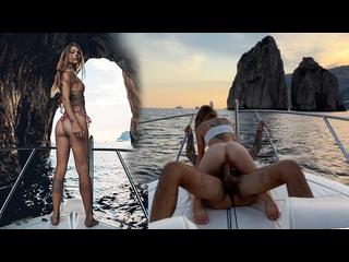 Sammmnextdoor - Date Night #08 - Fucking the captain on my boat tour to Capri while the crew watches