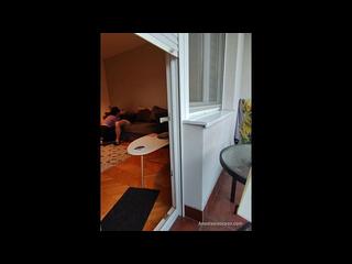 Моя мама смотрит, как я сосу член мужа. Войер.