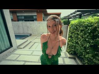 Сексуальная эльфийка хочет трахаться и сосать член: футфетиш и камшот | Купоровая крупа