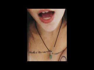 Sexo Virtual com a morena gostosa louca pra te fazer gozar!!!!!